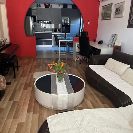 Angelina Apartment